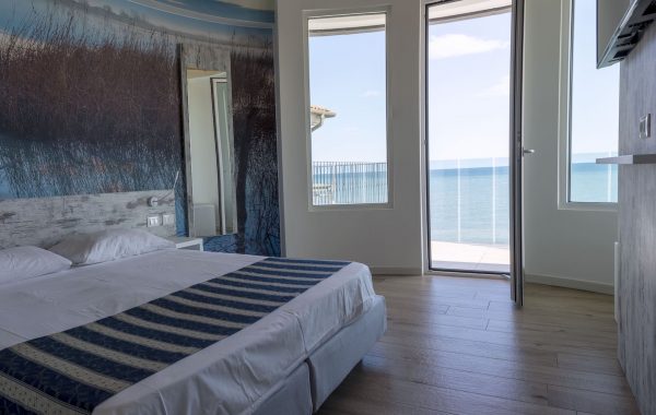 Classic sea view double room